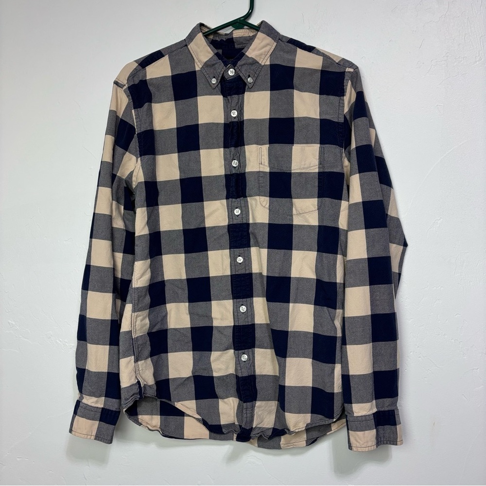 J. Crew Oxford Men's Navy and Beige Plaid Shirt Size Medium Button Front